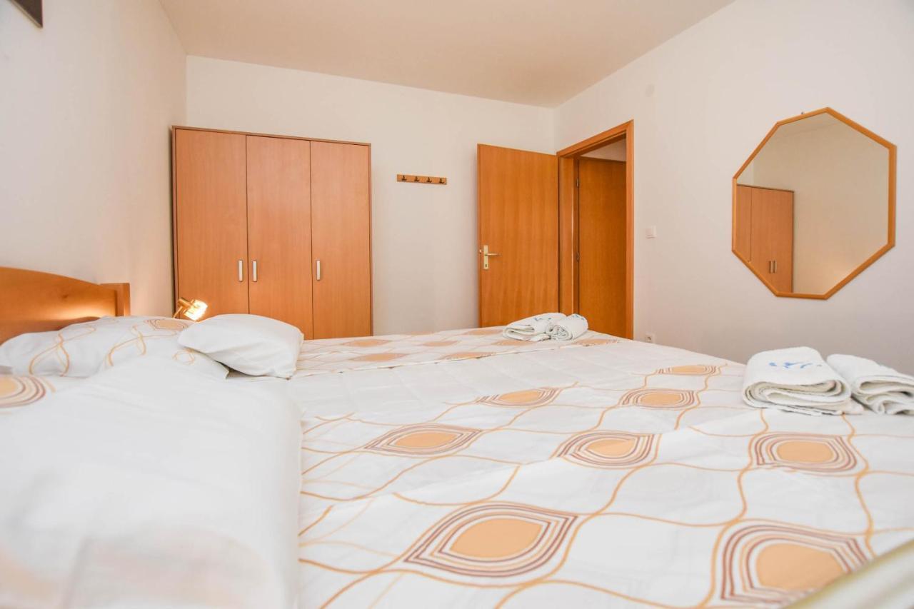 Apartments Dandelion بيوغْغاد نا موغو المظهر الخارجي الصورة