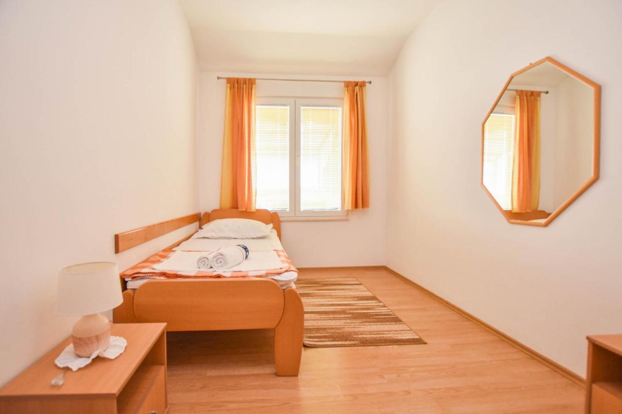 Apartments Dandelion بيوغْغاد نا موغو المظهر الخارجي الصورة