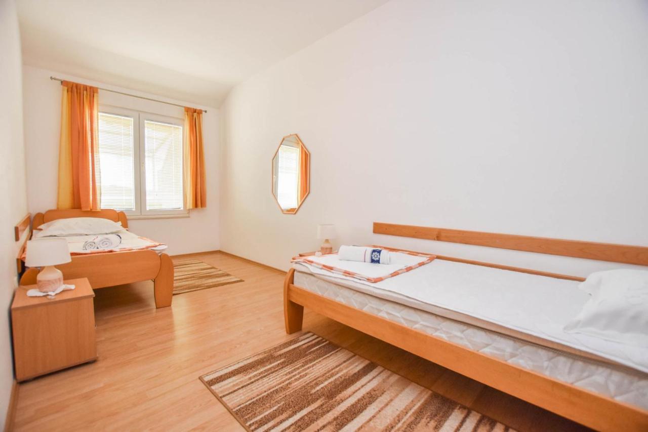 Apartments Dandelion بيوغْغاد نا موغو المظهر الخارجي الصورة