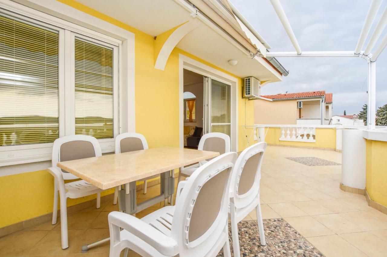 Apartments Dandelion بيوغْغاد نا موغو المظهر الخارجي الصورة