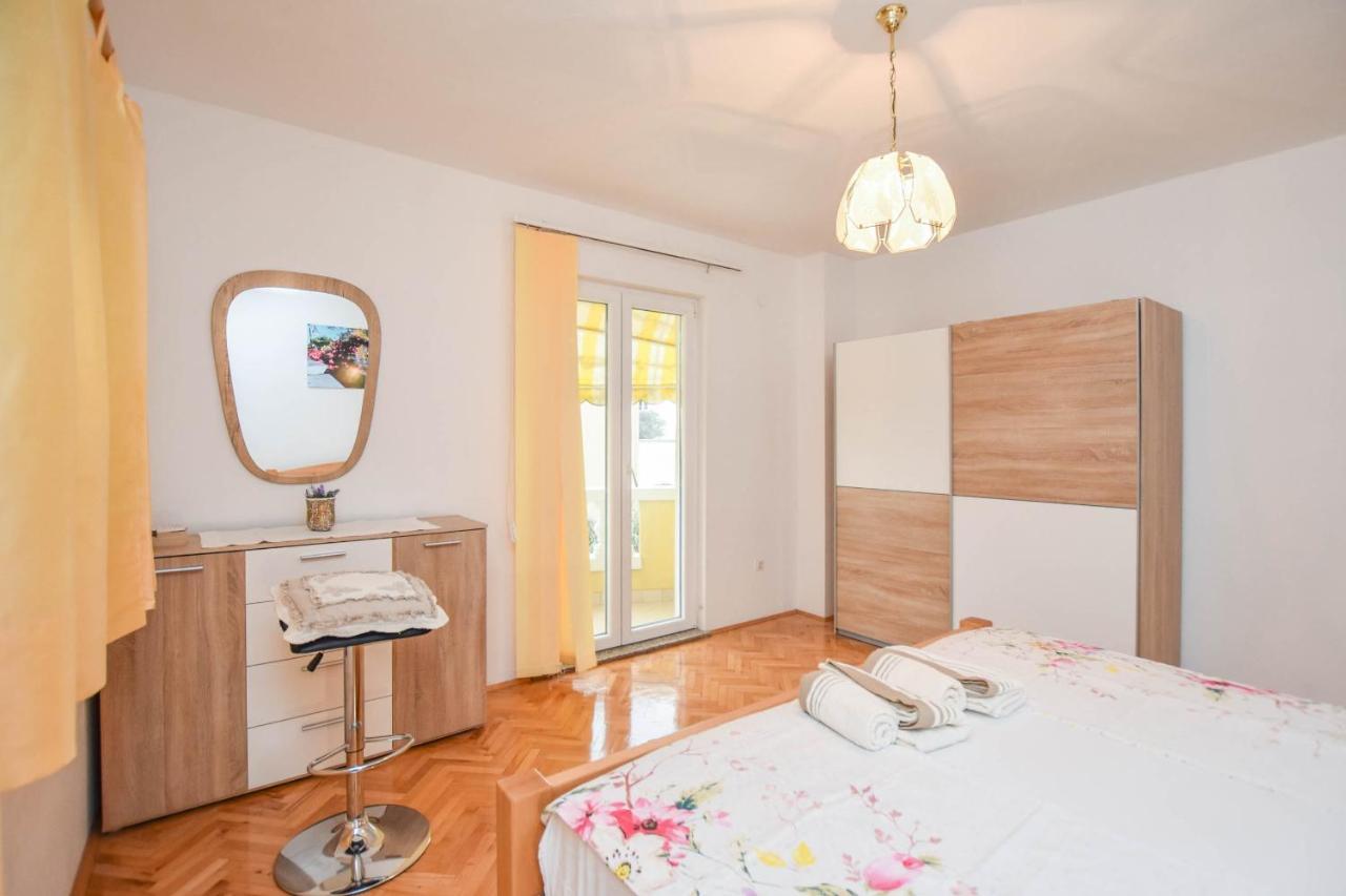 Apartments Dandelion بيوغْغاد نا موغو المظهر الخارجي الصورة