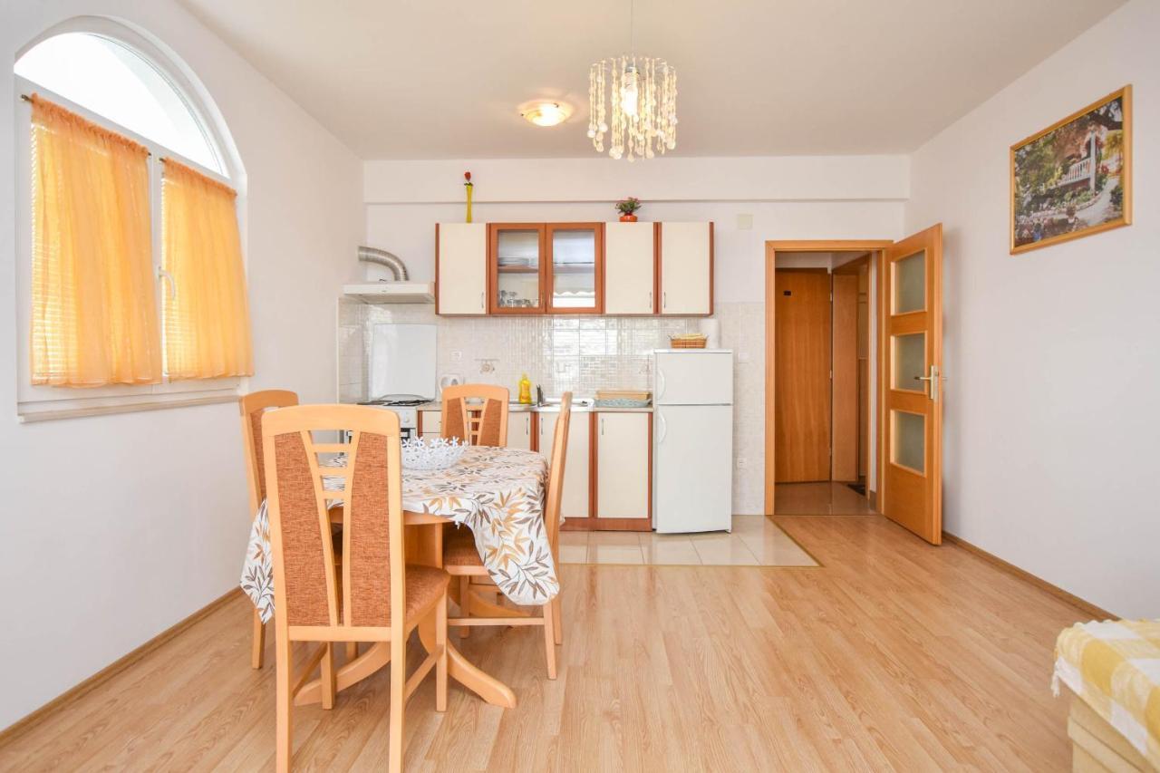 Apartments Dandelion بيوغْغاد نا موغو المظهر الخارجي الصورة